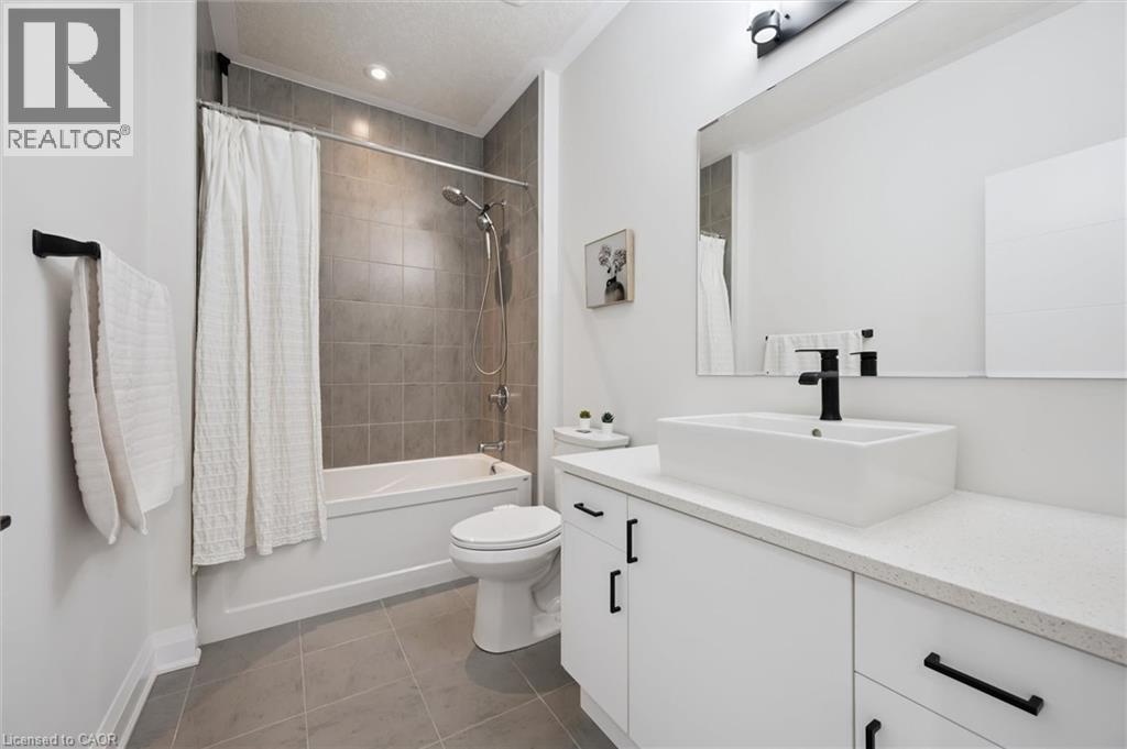 552 NATHALIE Crescent thumbnail 34