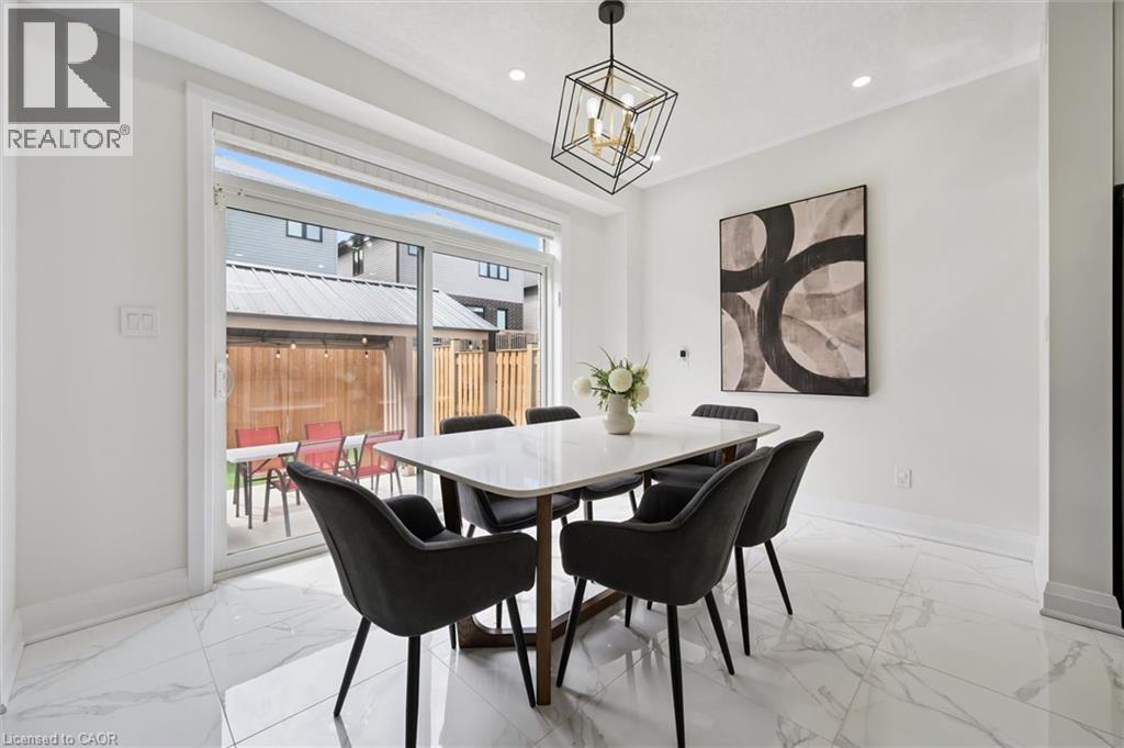 552 NATHALIE Crescent thumbnail 19
