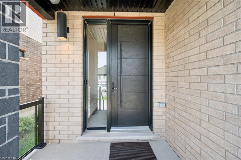 552 NATHALIE Crescent thumbnail 8