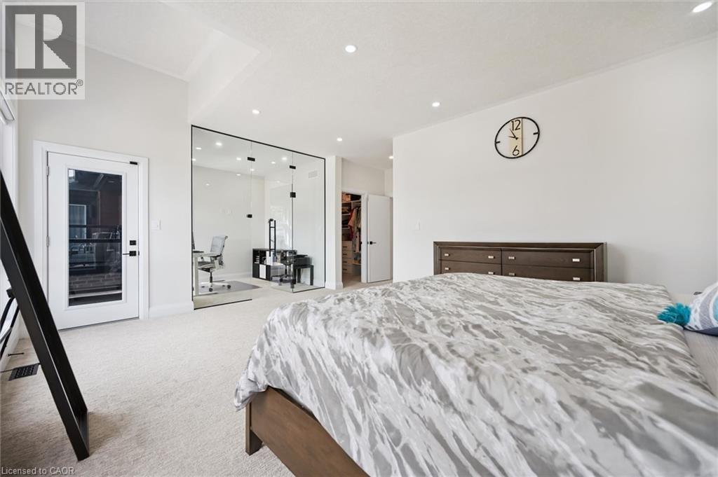 552 NATHALIE Crescent thumbnail 26