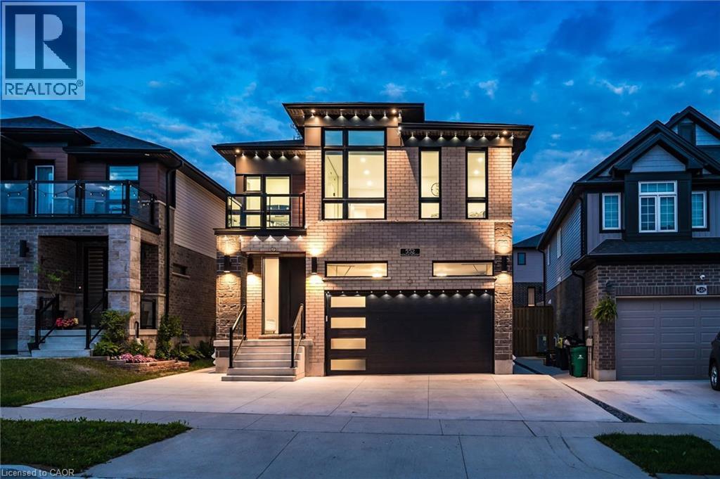 552 NATHALIE Crescent thumbnail 5
