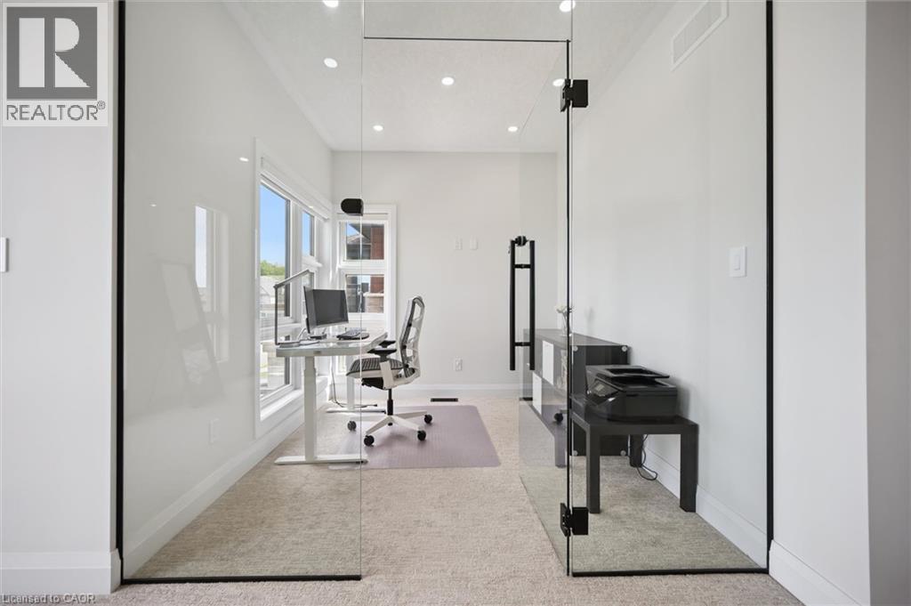 552 NATHALIE Crescent thumbnail 29