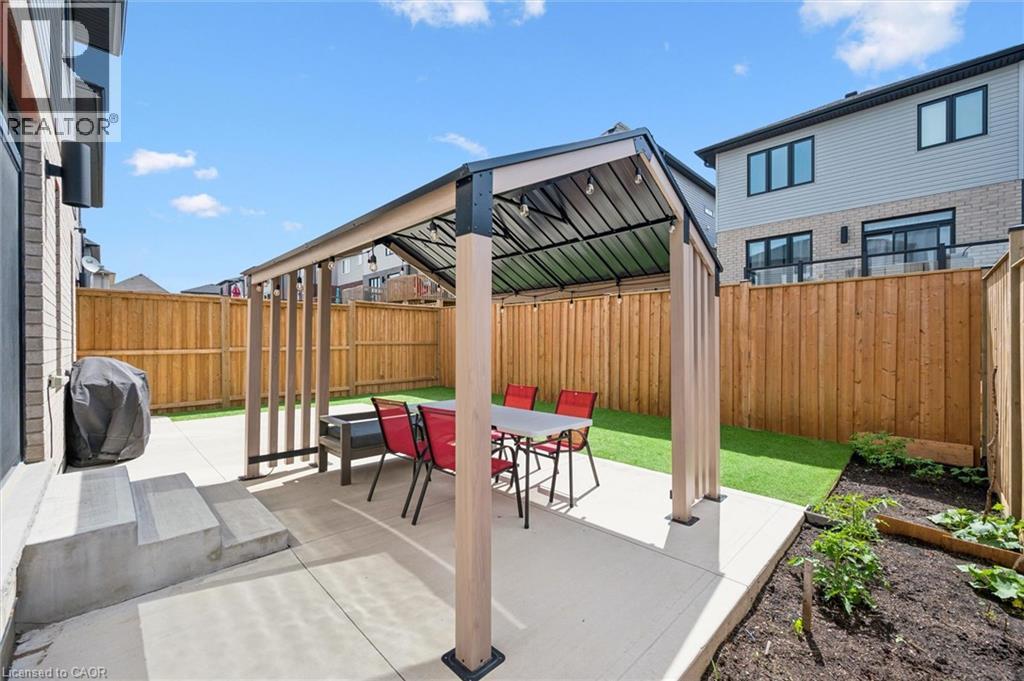 552 NATHALIE Crescent thumbnail 43
