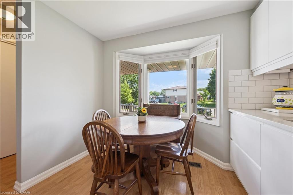 315 MAYVIEW Crescent Unit# B thumbnail 12
