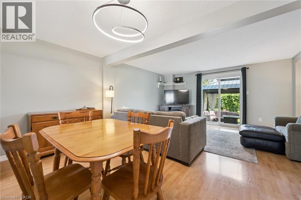 315 MAYVIEW Crescent Unit# B thumbnail 14