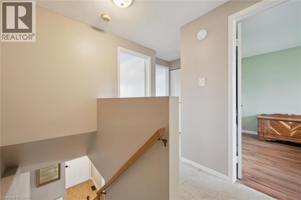 315 MAYVIEW Crescent Unit# B thumbnail 20