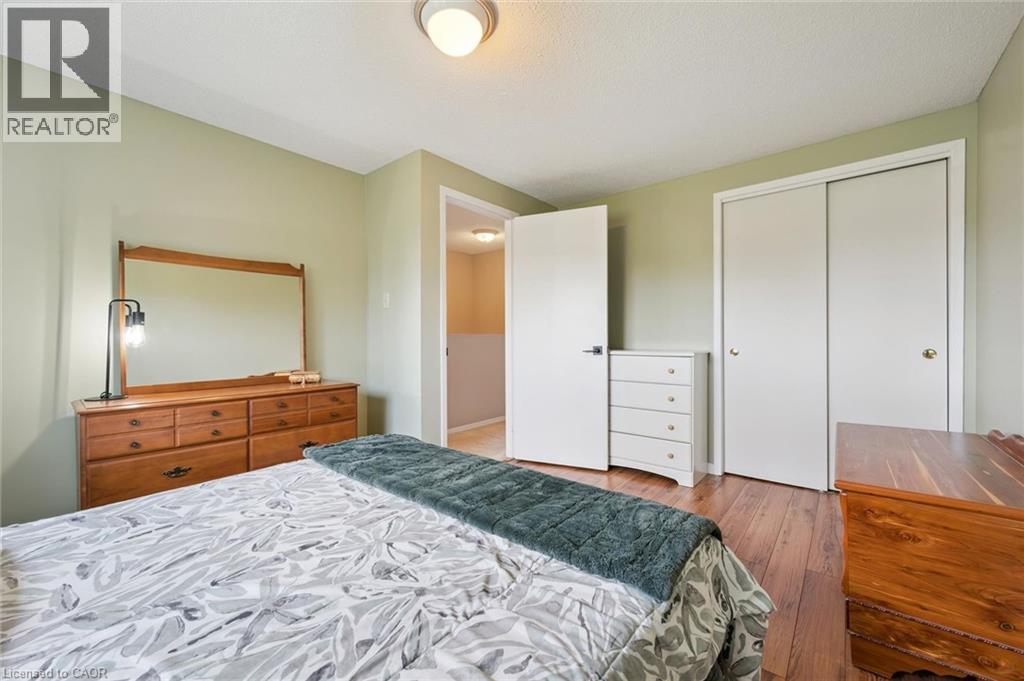 315 MAYVIEW Crescent Unit# B thumbnail 23