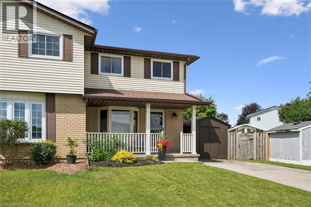 315 MAYVIEW Crescent Unit# B thumbnail 3