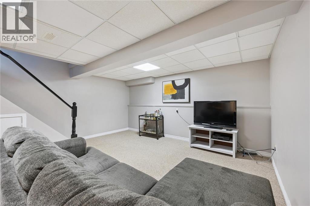 315 MAYVIEW Crescent Unit# B thumbnail 30