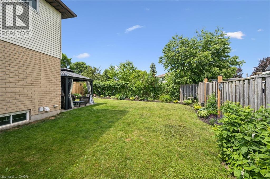 315 MAYVIEW Crescent Unit# B thumbnail 38