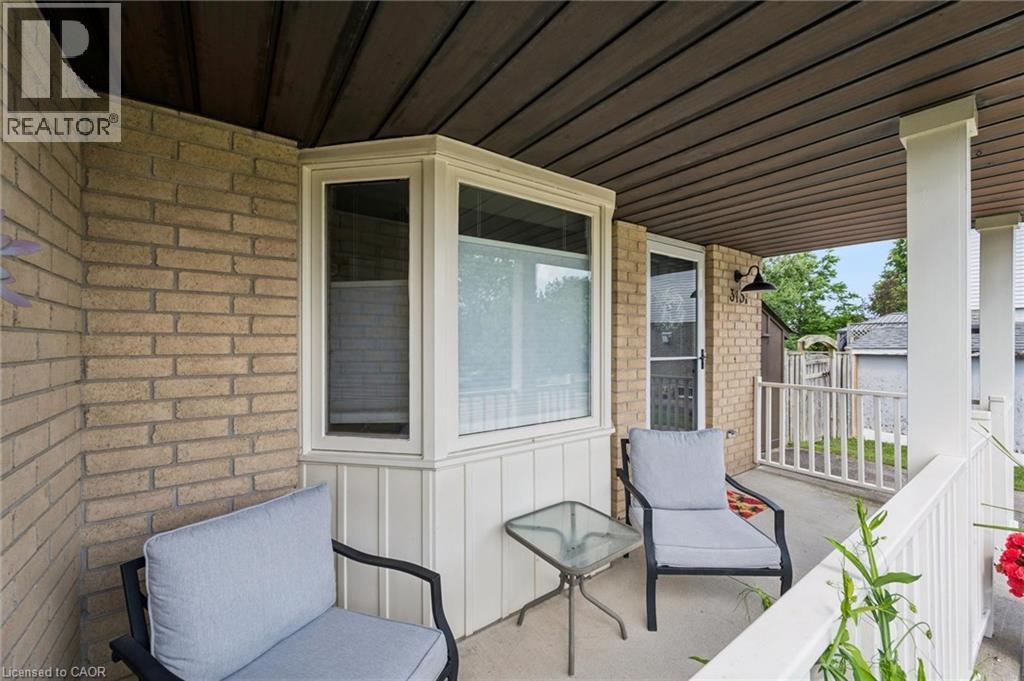 315 MAYVIEW Crescent Unit# B thumbnail 6