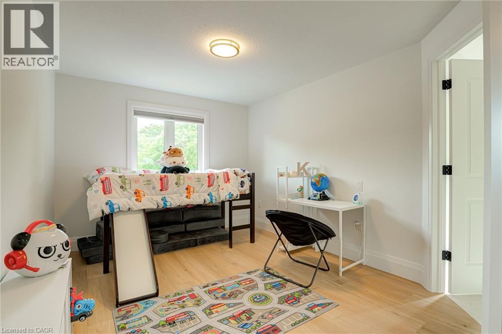 90 MARGARET Avenue N Unit# A thumbnail 27
