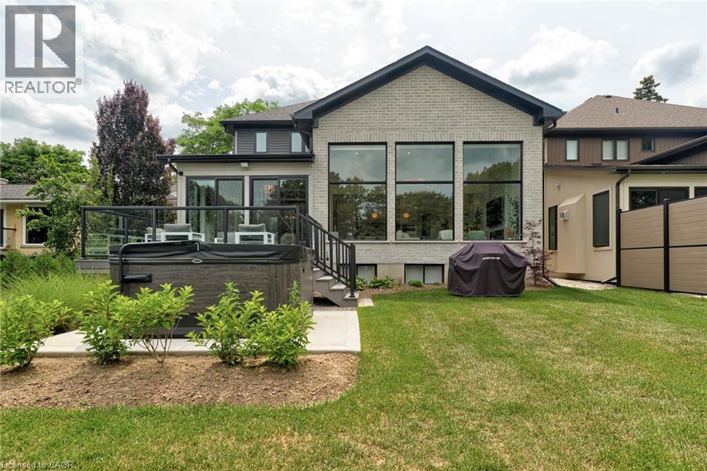 90 MARGARET Avenue N Unit# A thumbnail 43