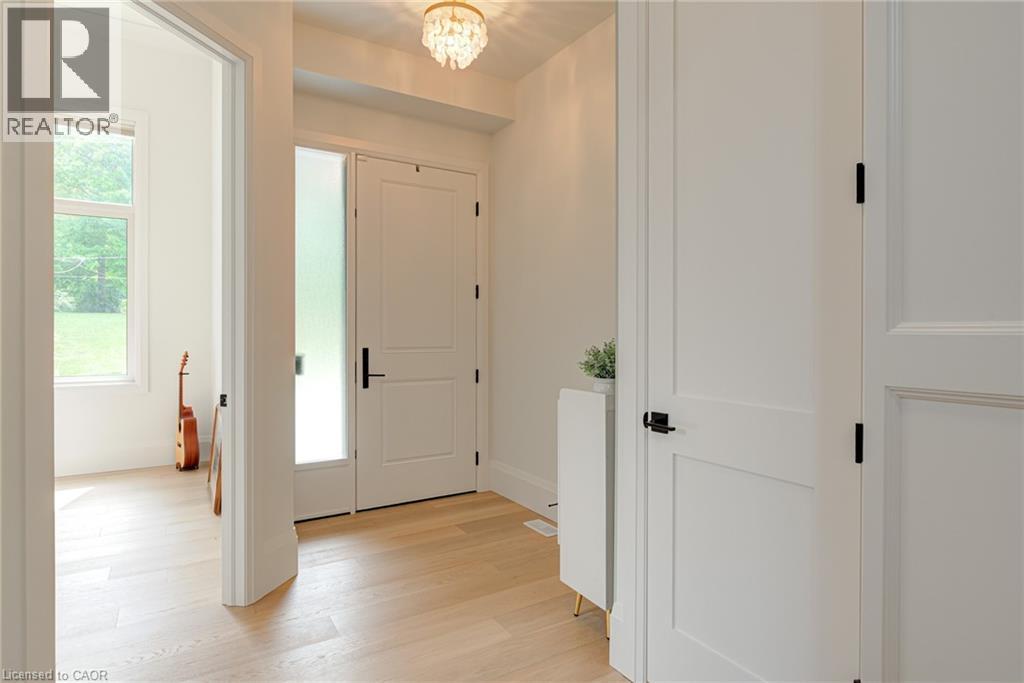 90 MARGARET Avenue N Unit# A thumbnail 8