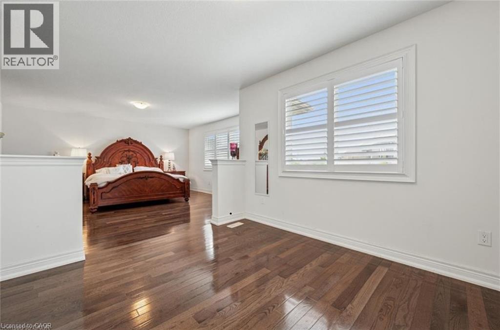 77 EAGLECREST Street thumbnail 25