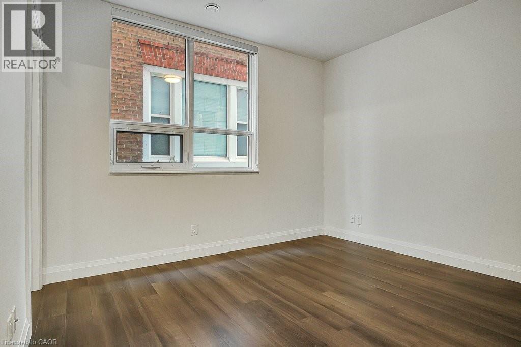 399 QUEEN Street S Unit# 101 thumbnail 28