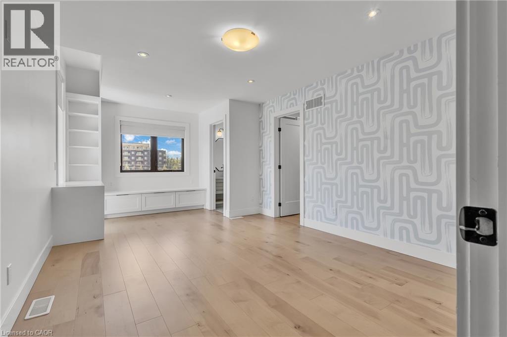 920 THOMAS PEDDER Court thumbnail 30