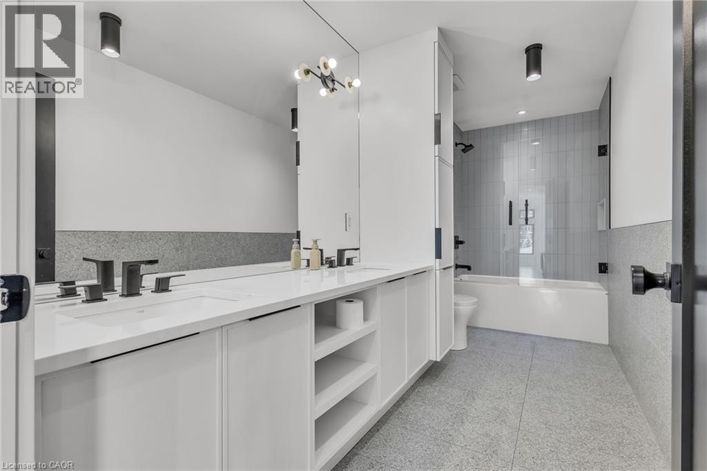 920 THOMAS PEDDER Court thumbnail 35