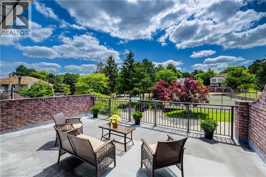493 BEECHWOOD Drive Unit# 4 thumbnail 3