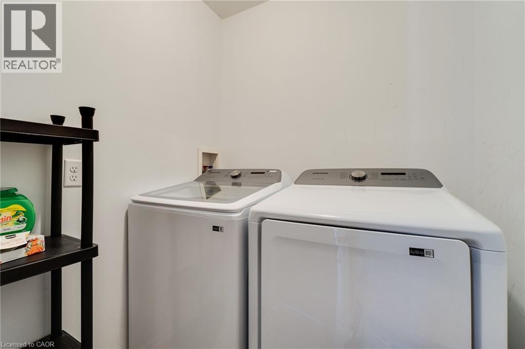928 DUNBLANE Court thumbnail 36