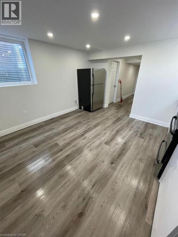 928 DUNBLANE Court thumbnail 38