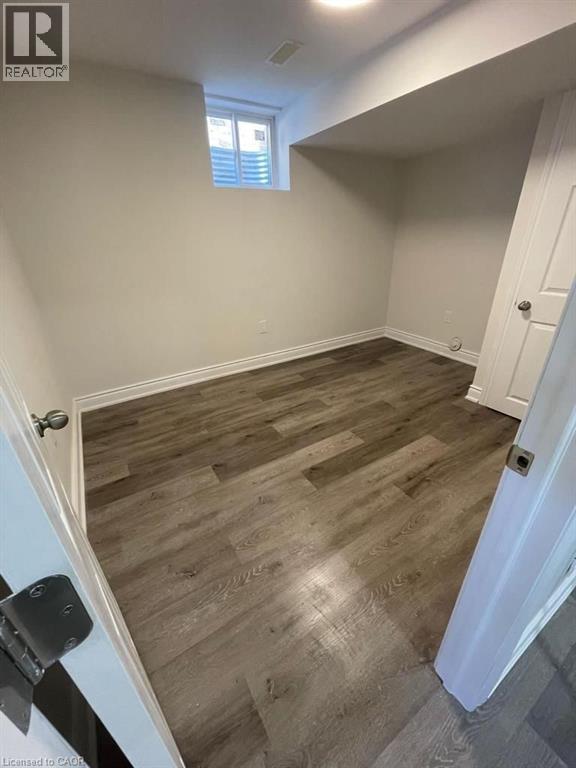 928 DUNBLANE Court thumbnail 40