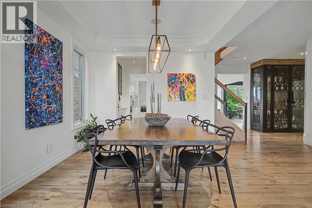 422 RIDEAU RIVER Street thumbnail 10