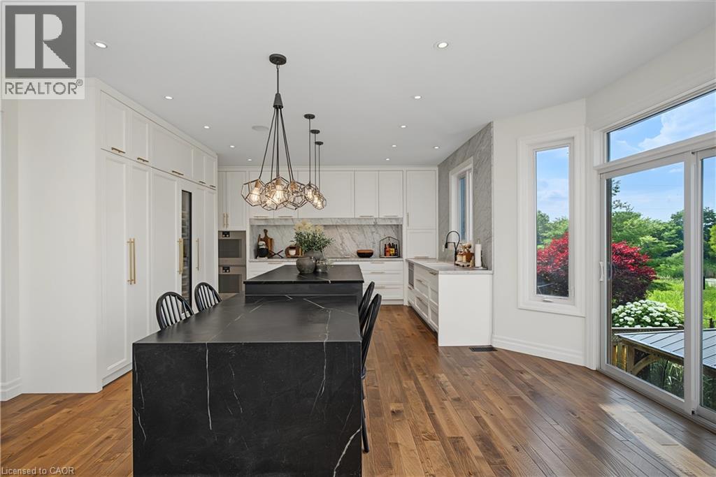 422 RIDEAU RIVER Street thumbnail 14