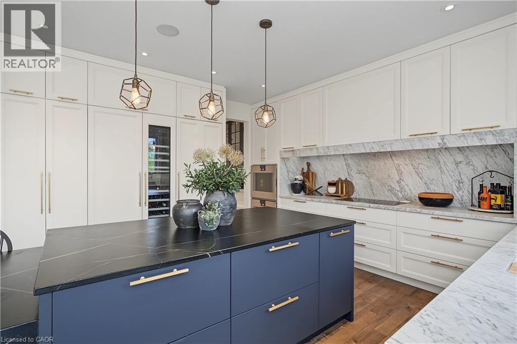 422 RIDEAU RIVER Street thumbnail 16