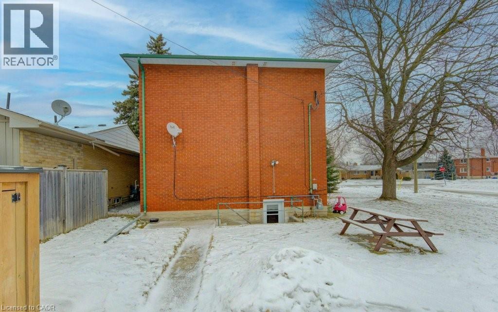 109 ETON Drive thumbnail 43