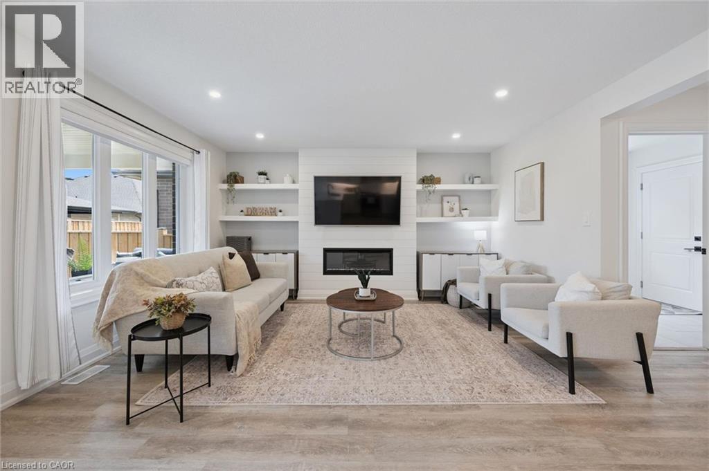 130 WOODBERRY Crescent thumbnail 10