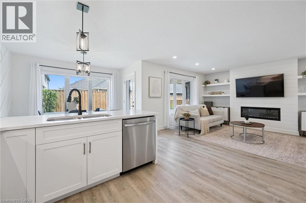 130 WOODBERRY Crescent thumbnail 15