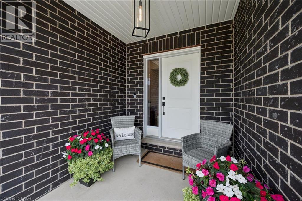 130 WOODBERRY Crescent thumbnail 5