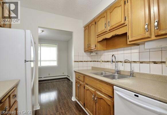 400 CHAMPLAIN Boulevard Unit# 404 thumbnail 9