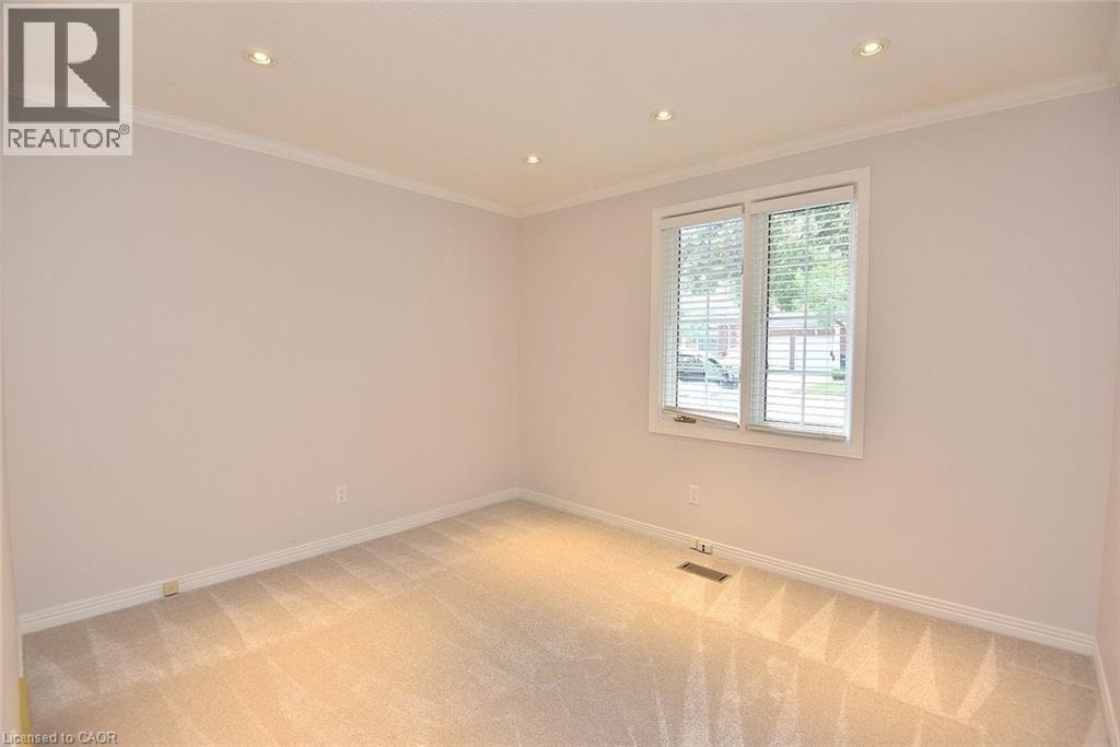 335 GEORGE Street N Unit# 1 thumbnail 23
