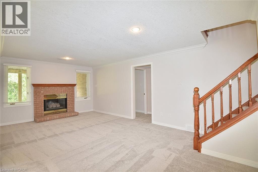 335 GEORGE Street N Unit# 1 thumbnail 33