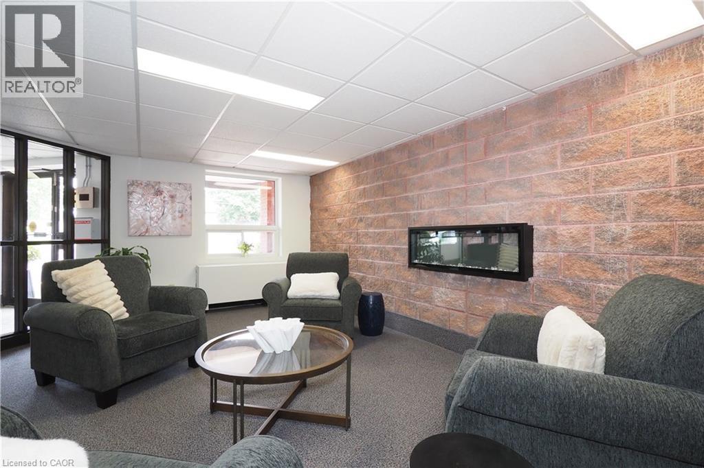 35 BUTE Street Unit# 303 thumbnail 3