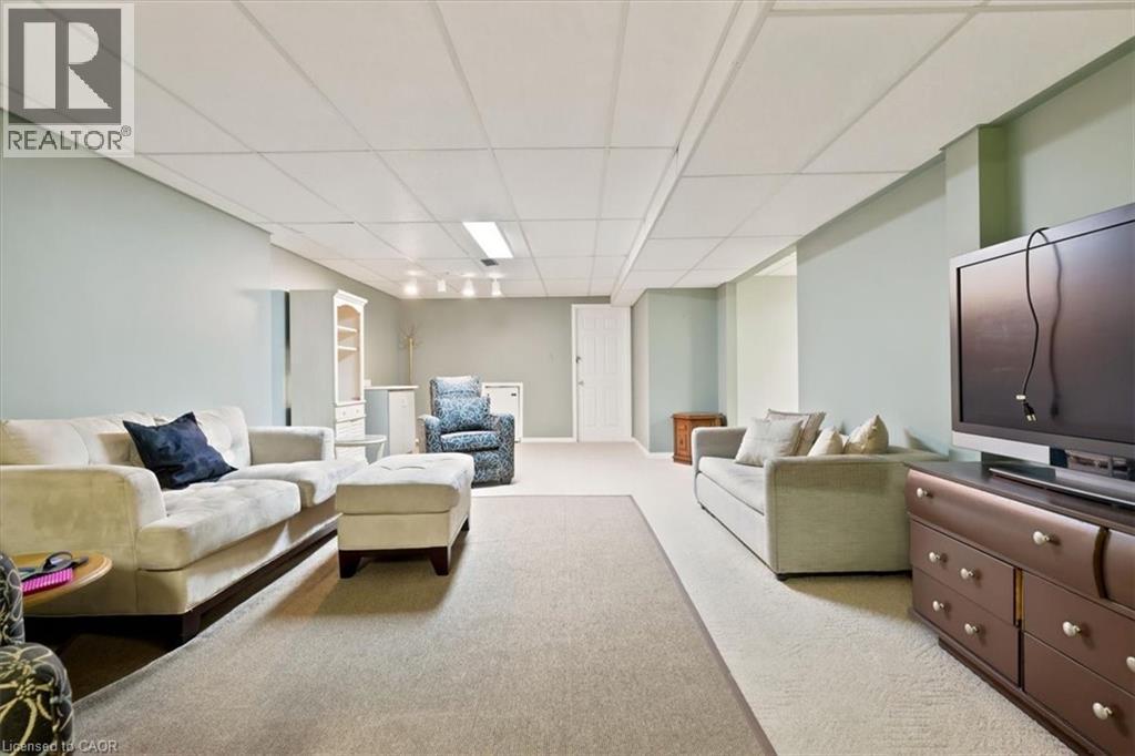 75 BEASLEY Crescent Unit# 14 thumbnail 31