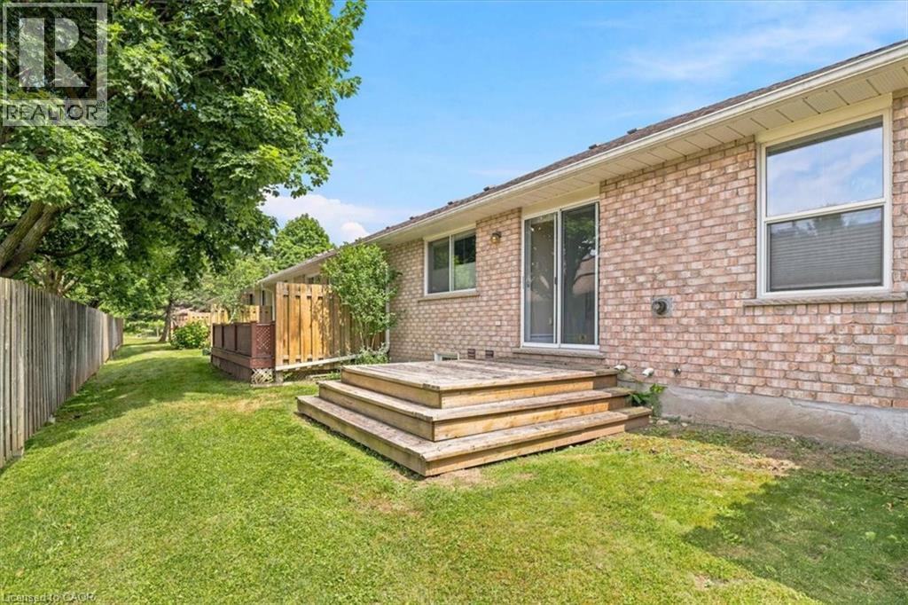75 BEASLEY Crescent Unit# 14 thumbnail 40