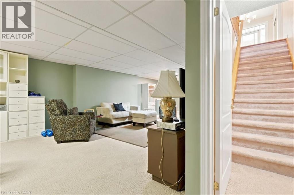 75 BEASLEY Crescent Unit# 14 thumbnail 30