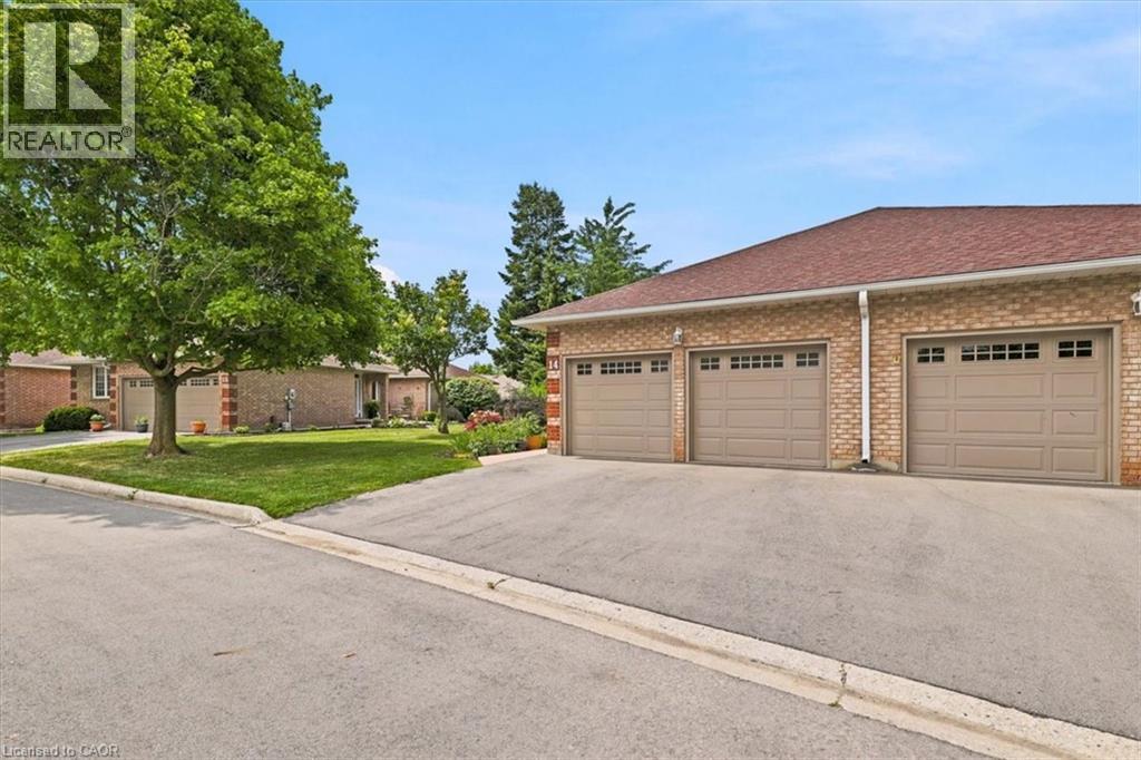 75 BEASLEY Crescent Unit# 14 thumbnail 5