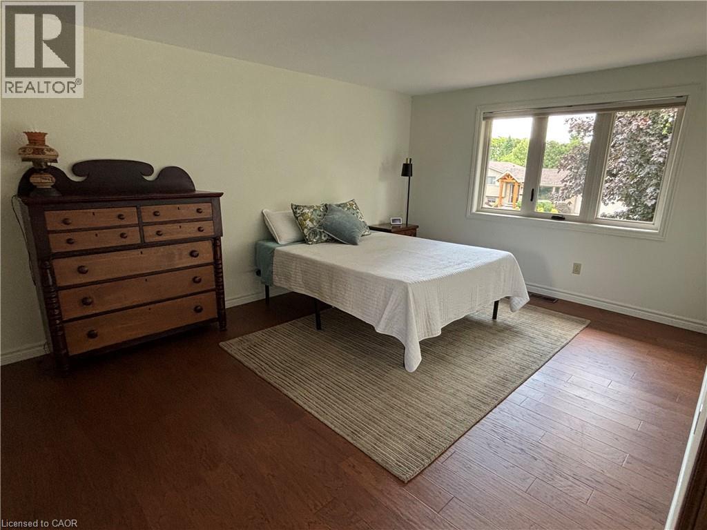 216 ALDERVIEW Drive thumbnail 19