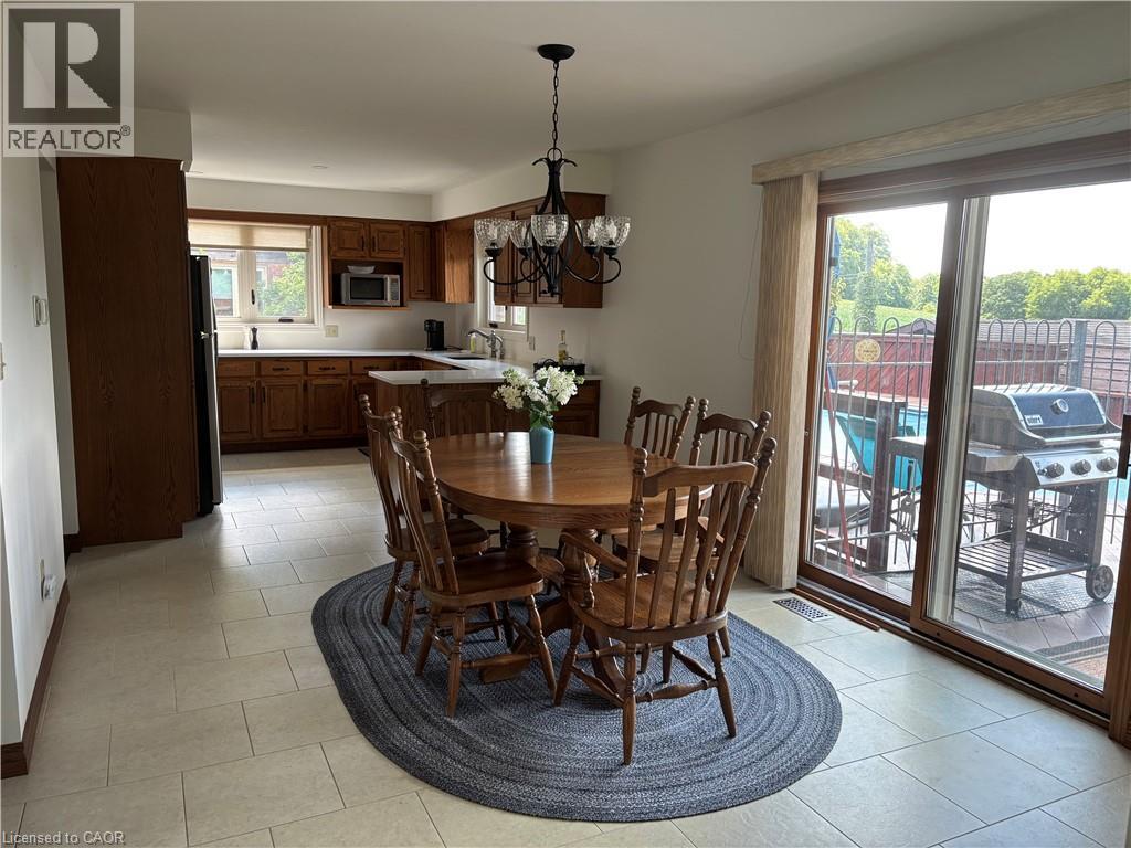 216 ALDERVIEW Drive thumbnail 23