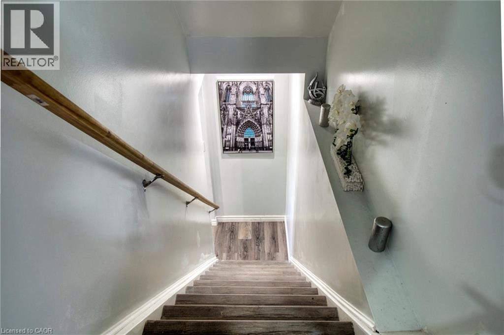 264 VINCENT Drive thumbnail 33