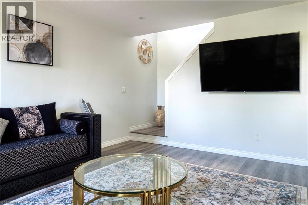 264 VINCENT Drive thumbnail 16