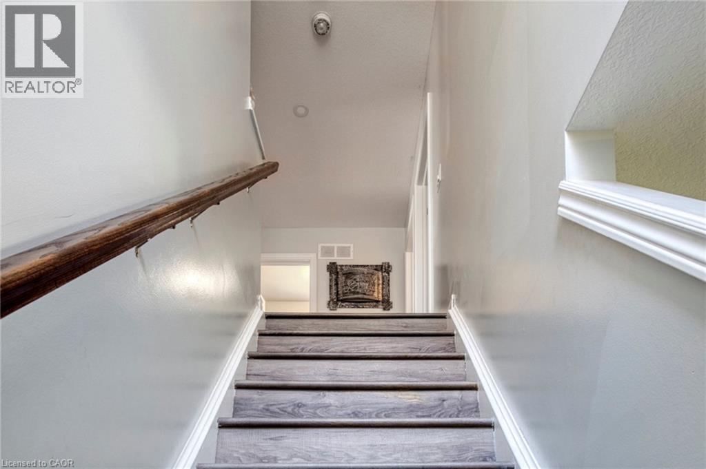 264 VINCENT Drive thumbnail 17