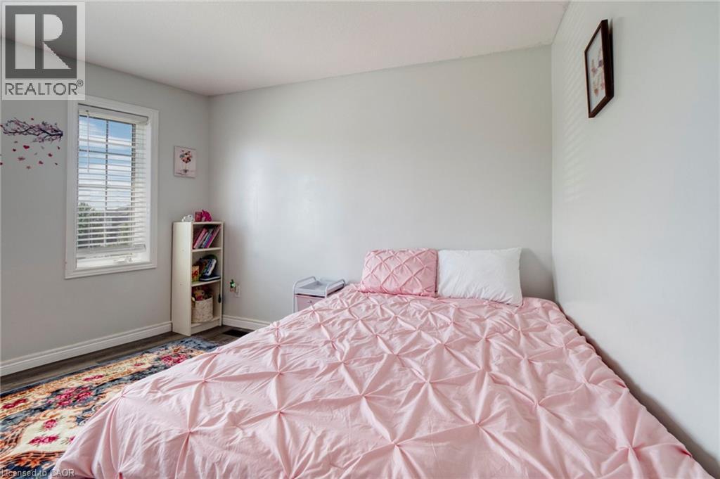 264 VINCENT Drive thumbnail 19
