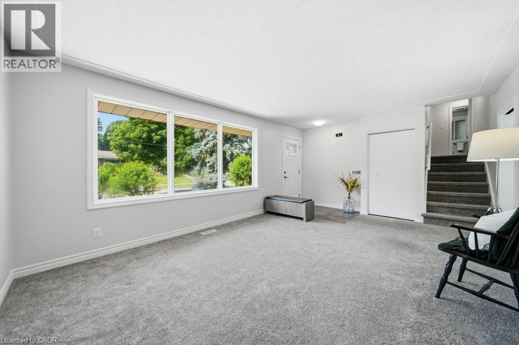 64 WARREN Road thumbnail 10