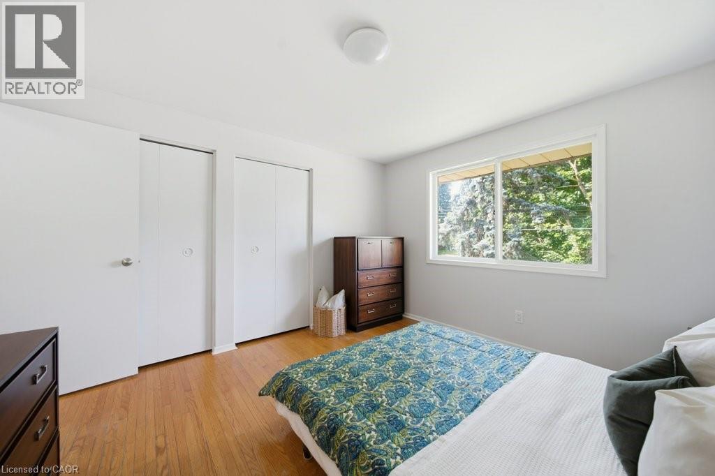 64 WARREN Road thumbnail 18