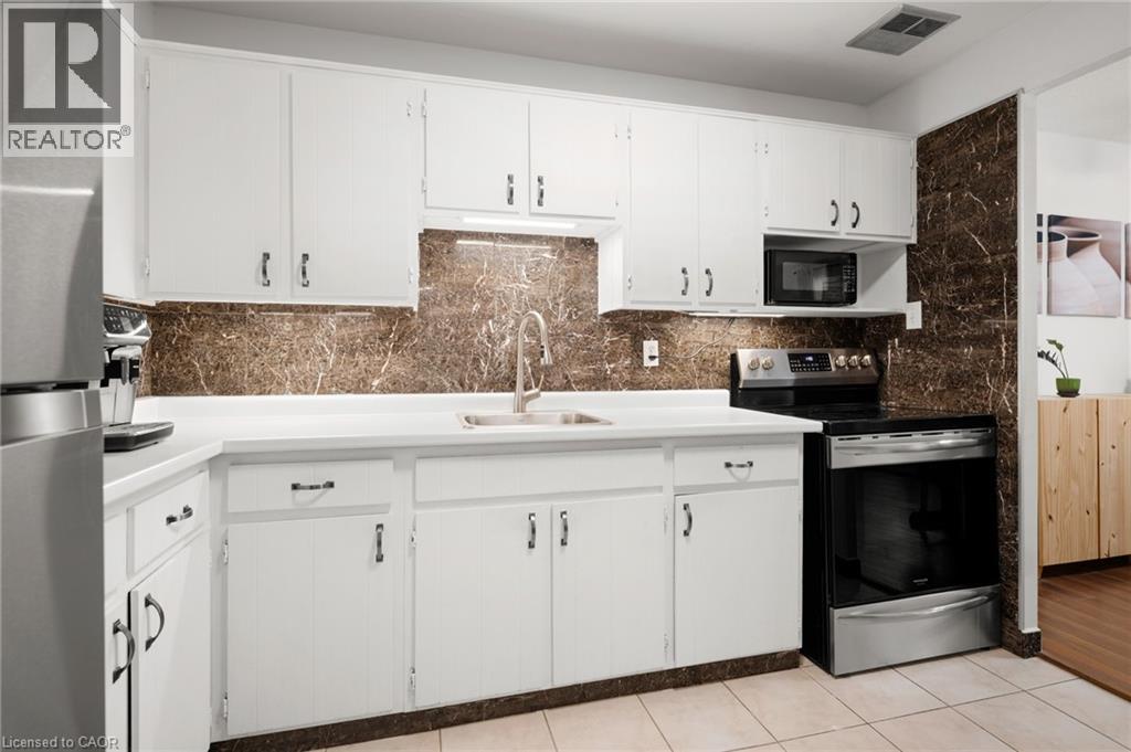 279 CHANDLER Drive Unit# 203 thumbnail 15